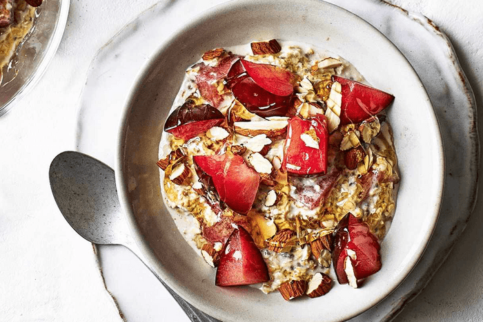 Overnight plum and almond oats